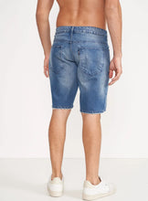 Carregar imagem no visualizador da galeria, Bermuda Jeans Davi Com Puídos Colcci