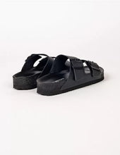 Carregar imagem no visualizador da galeria, Sandália Birken Couro