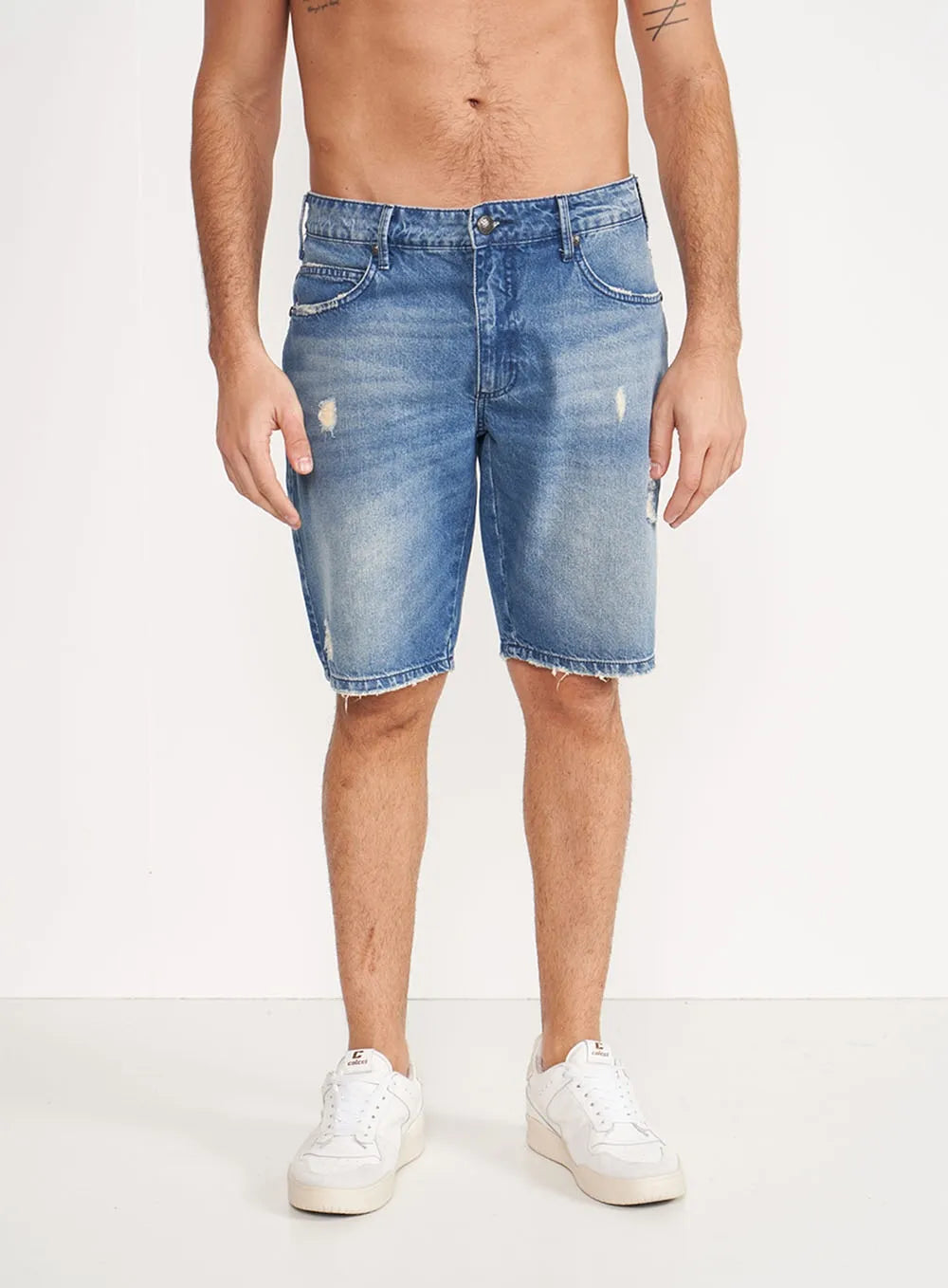 Bermuda Jeans Davi Com Puídos Colcci