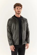 Carregar imagem no visualizador da galeria, Jaqueta Wind Light
