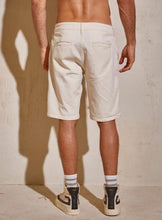 Carregar imagem no visualizador da galeria, Bermuda Sarja Davi colcci
