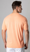 Carregar imagem no visualizador da galeria, T-Shirt Lisa Simples Com Bordado
