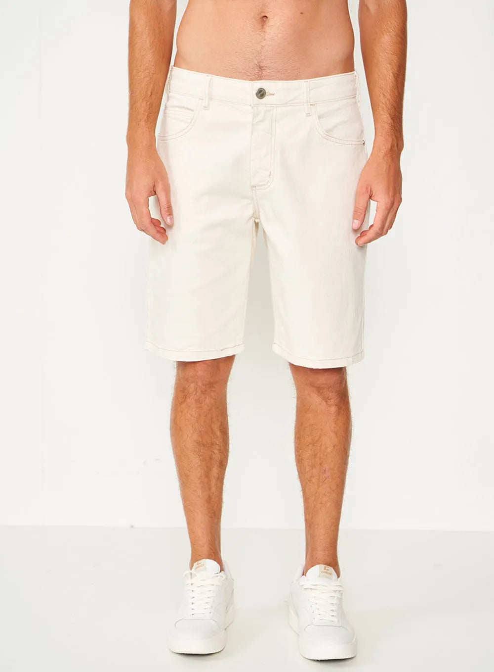 Bermuda Sarja Off White Estonada Davi COLCCI